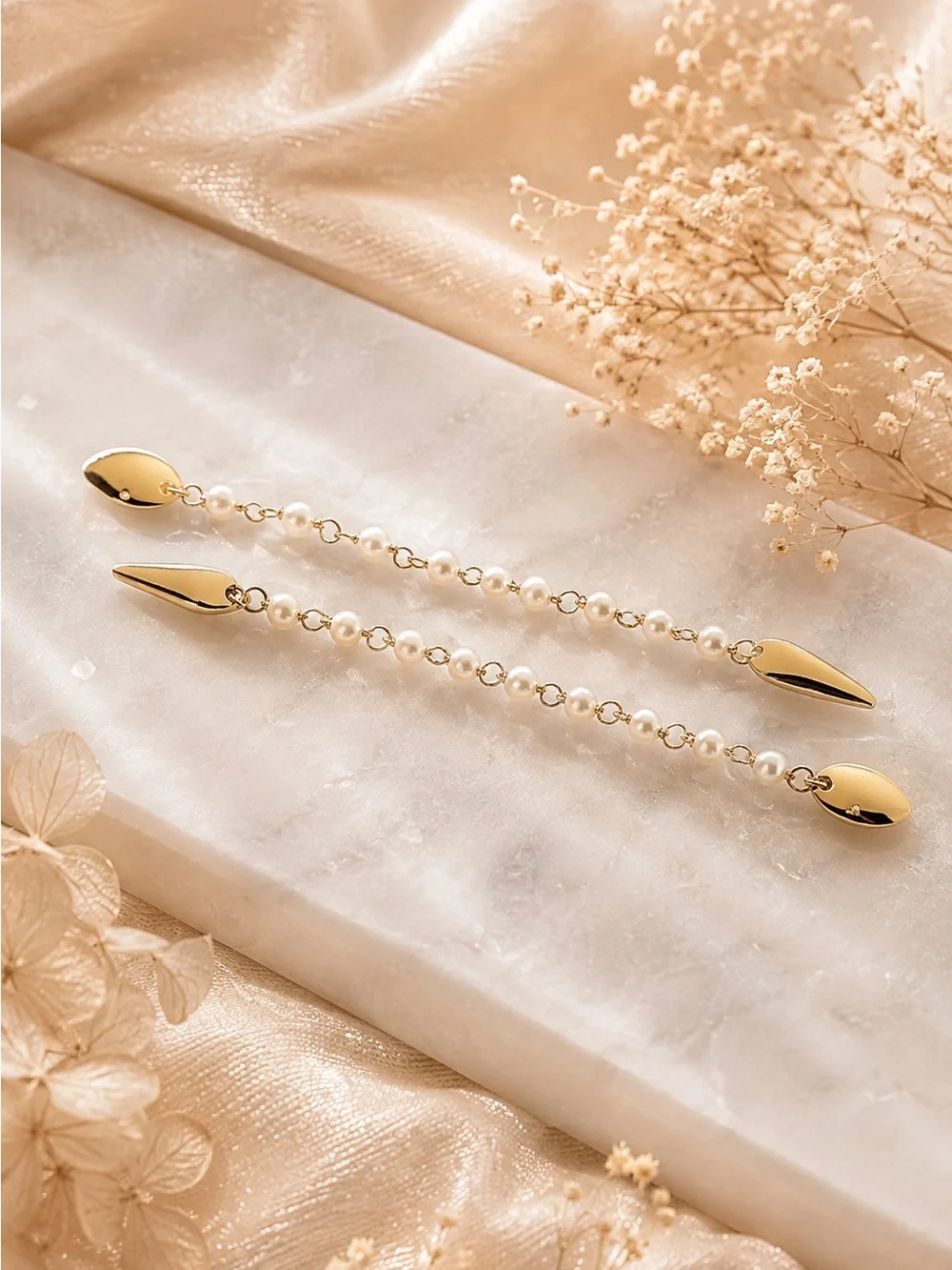 Tory Burch elegant gold