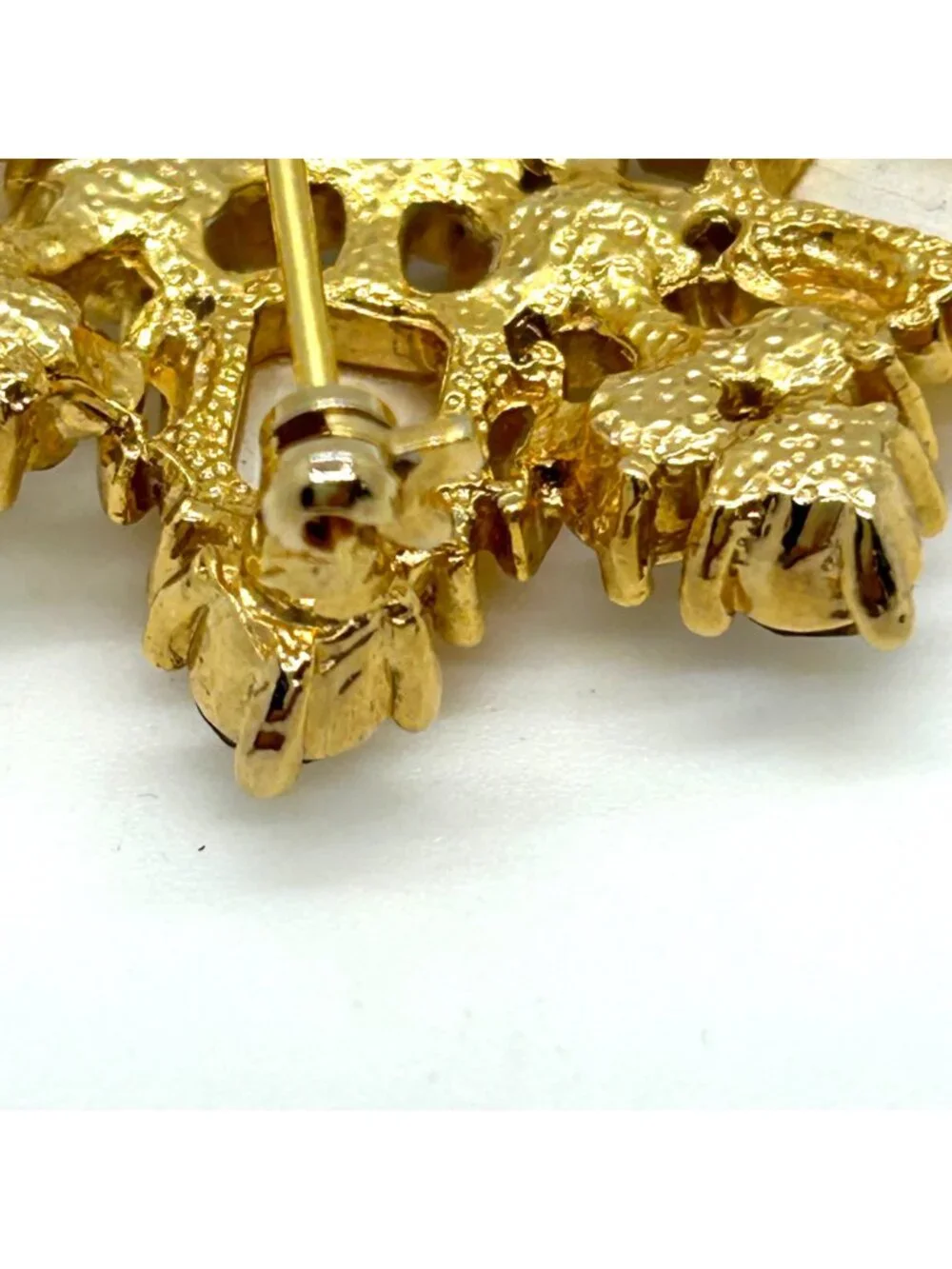 Unsigned luxurious vintage