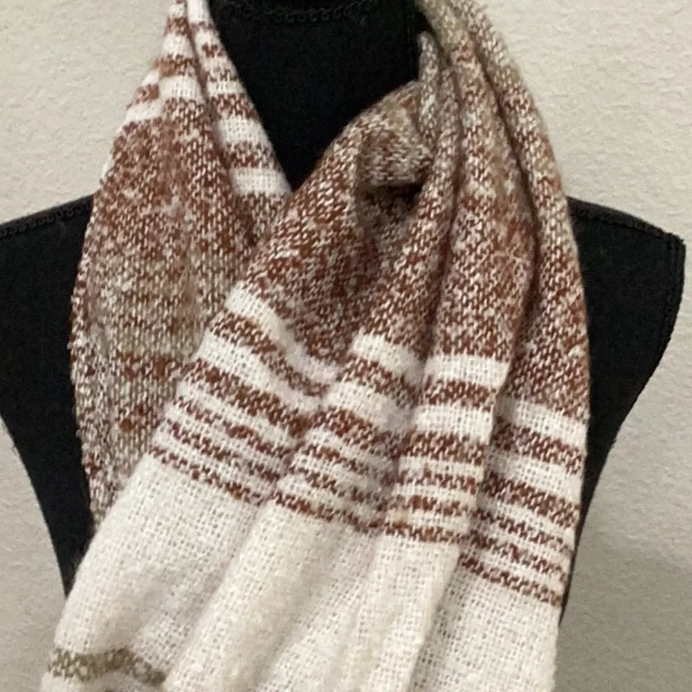 Woolrich blanket scarf