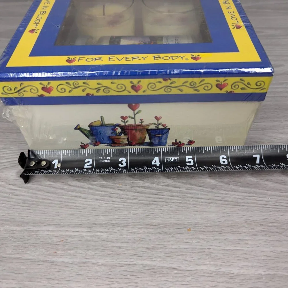 Love in Bloom nib love