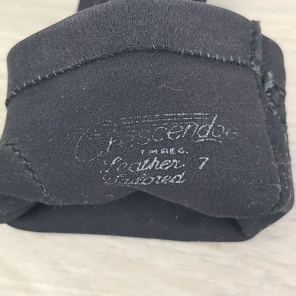 Crescendoe excellent preowned