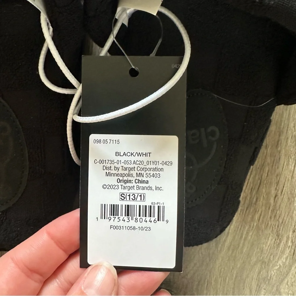 N/A girls slippers