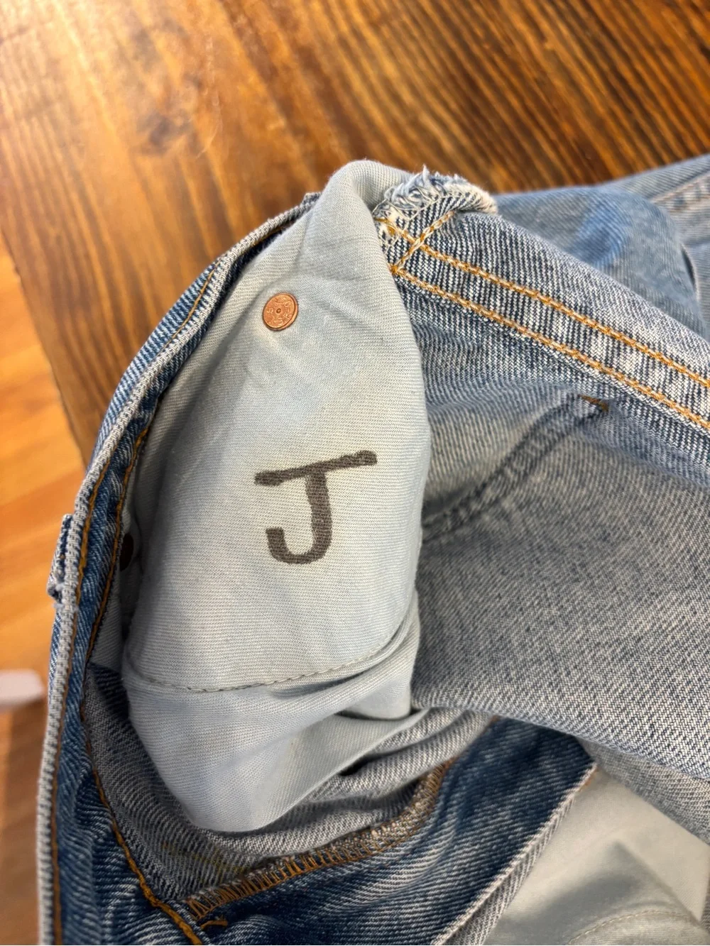 Levis unique orange