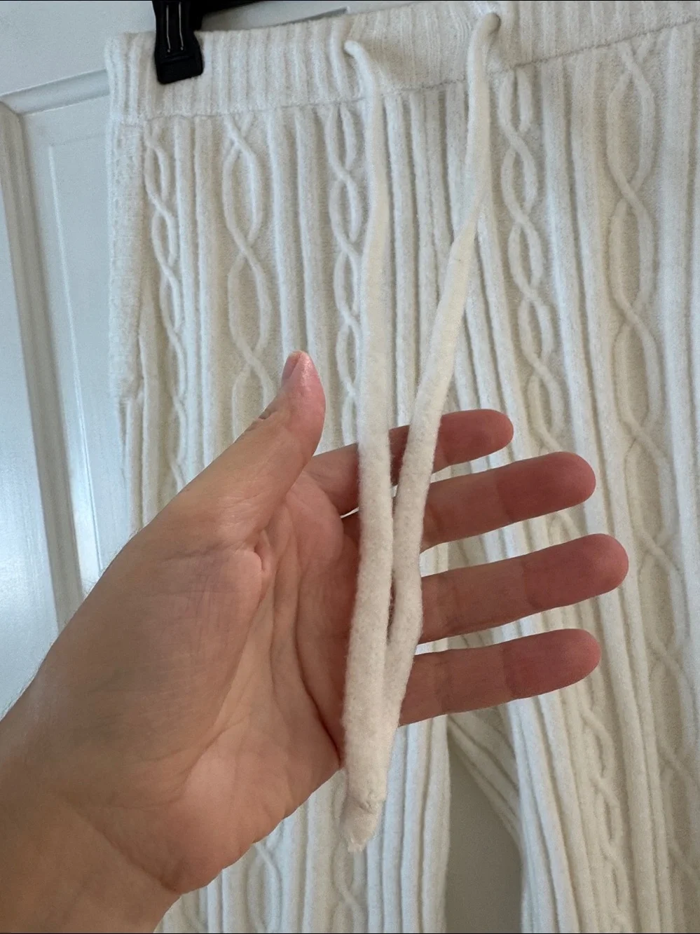 ALO Yoga cozy cable