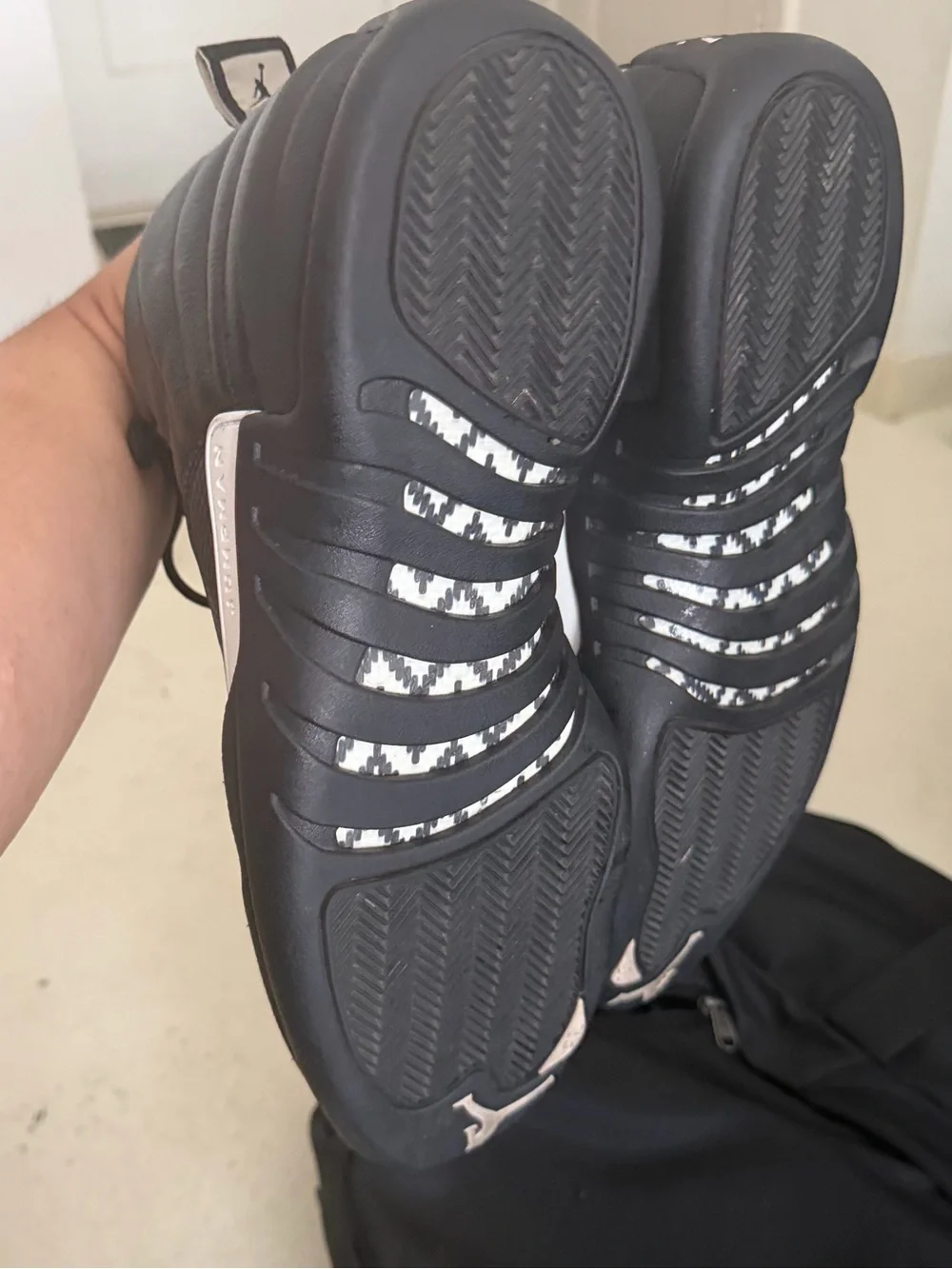 Jordan sleek black