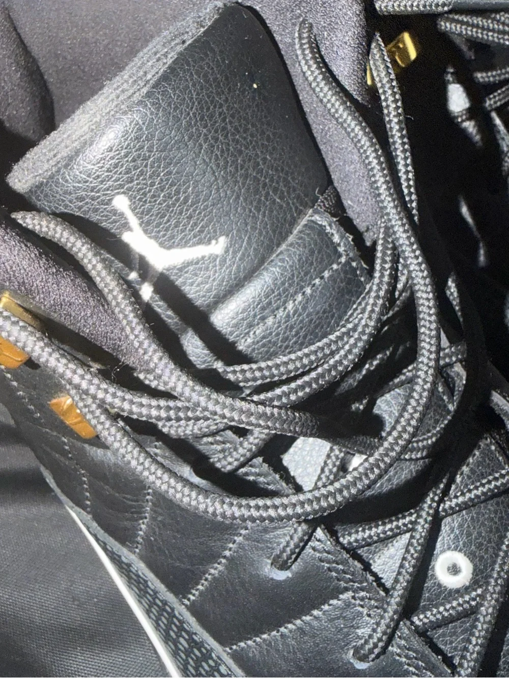 Jordan sleek black