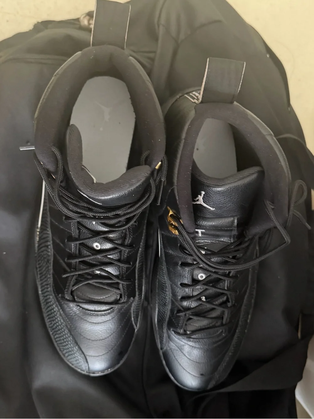 Jordan sleek black