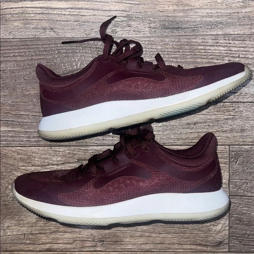 lululemon athletica sleek burgundy
