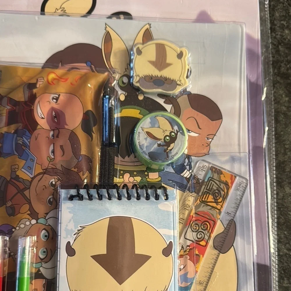 Nickelodeon Avatar The Last Airbender 31 Piece Set