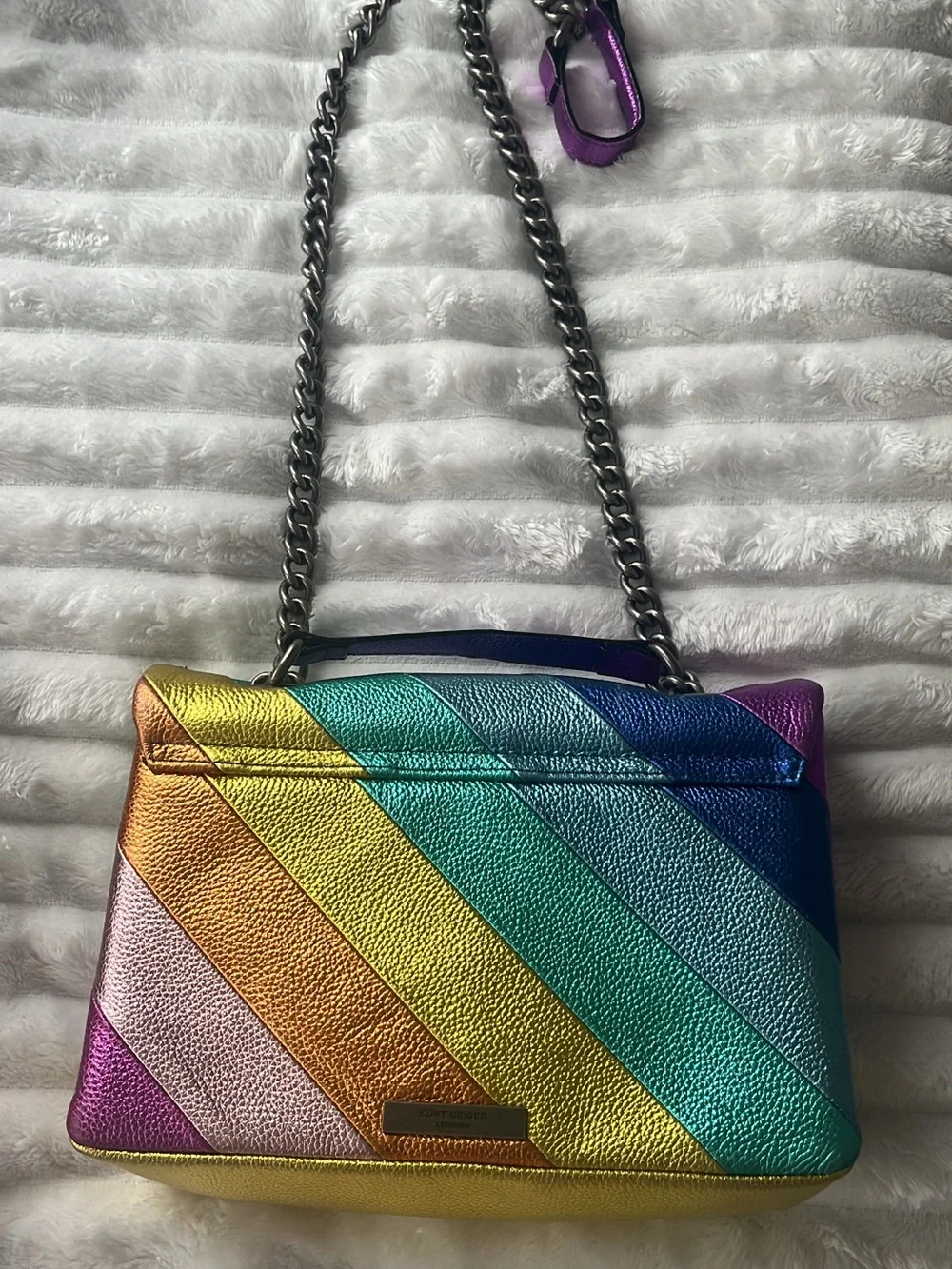 Kurt Geiger stylish multicolor