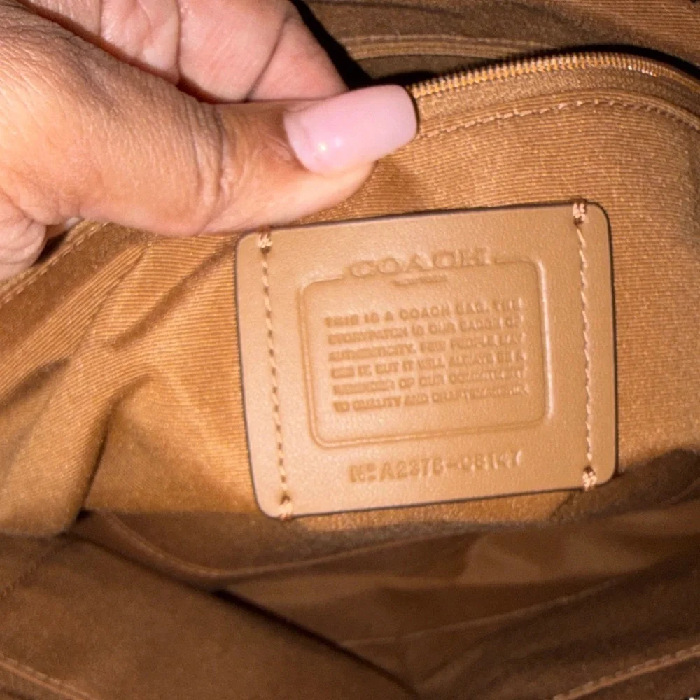 Coach chic tote