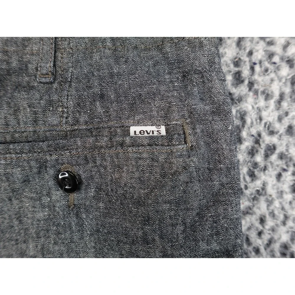 Levis levi linen