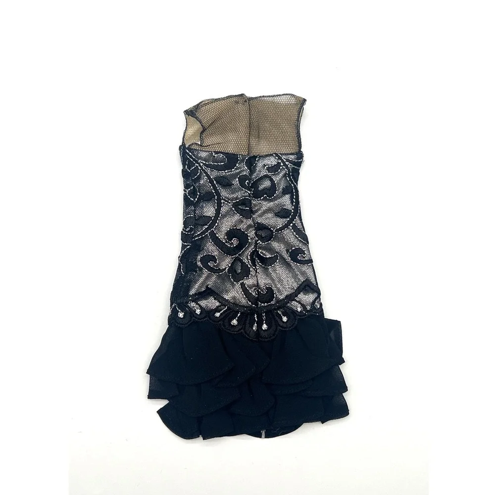 Tonner outfit was