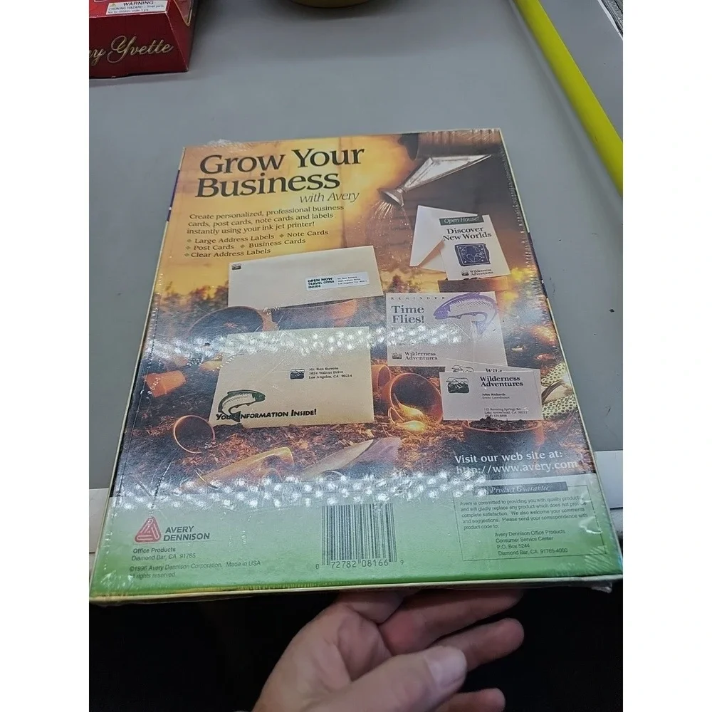 Avery product box