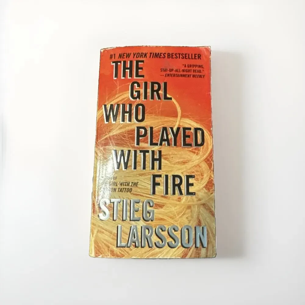 The Girl Who Played with Fire - Stieg Larsson Paperback - Pre-owned