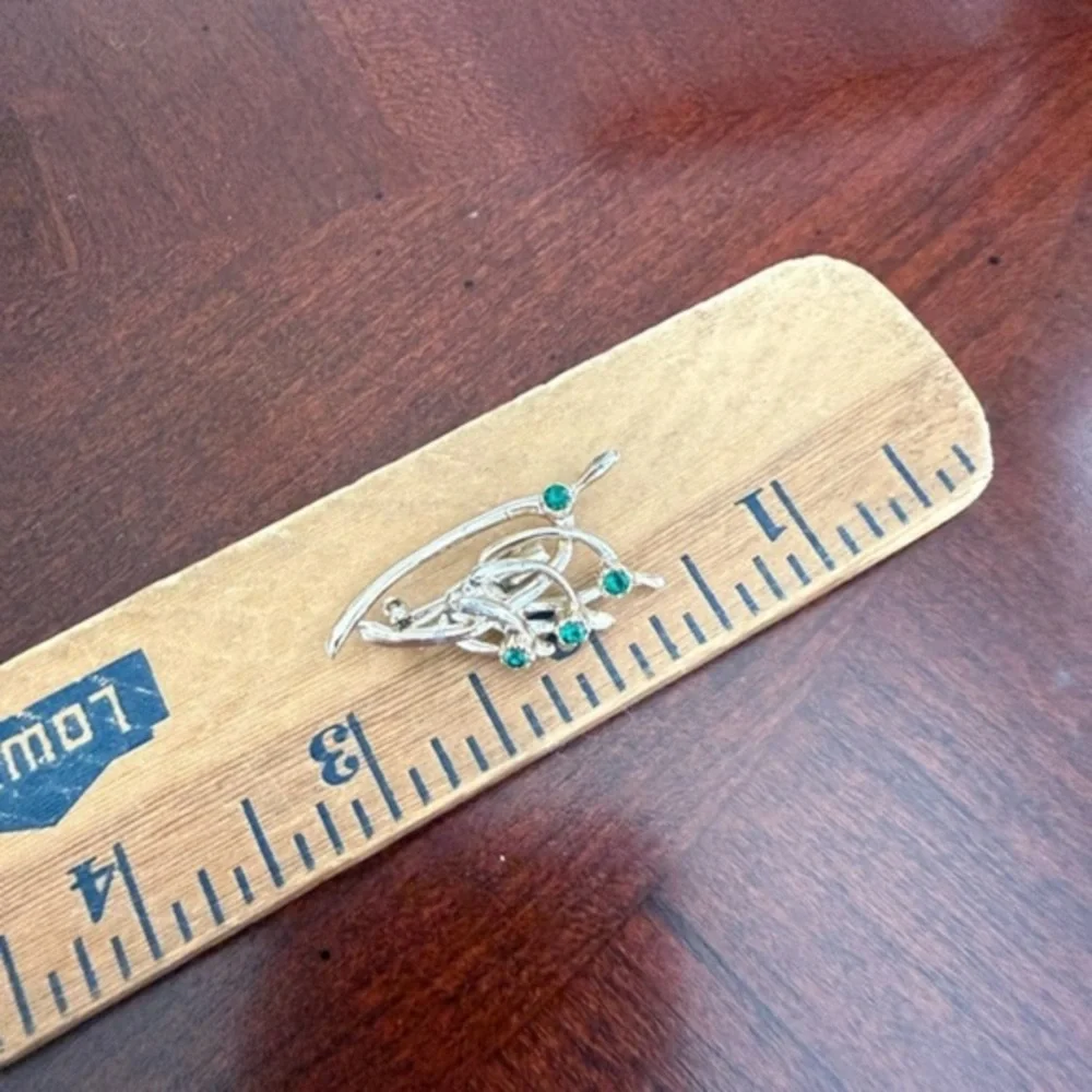 Vintage Silver Tone Brooch