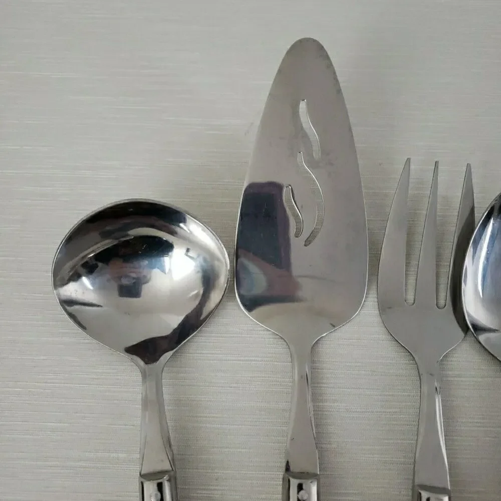Dolly Parton utensil rivet dinner