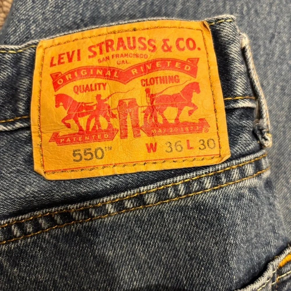 Levis size 36x30