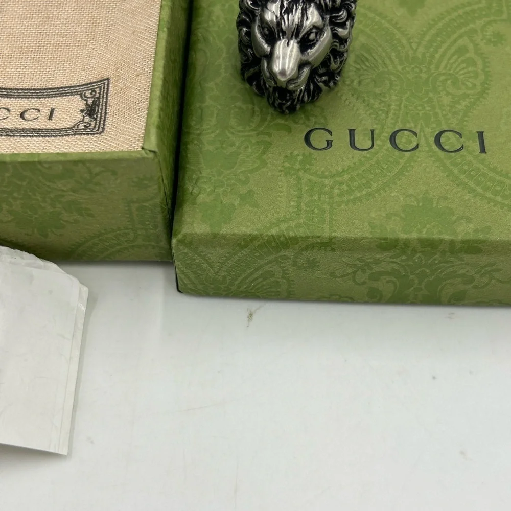 Gucci bold ring