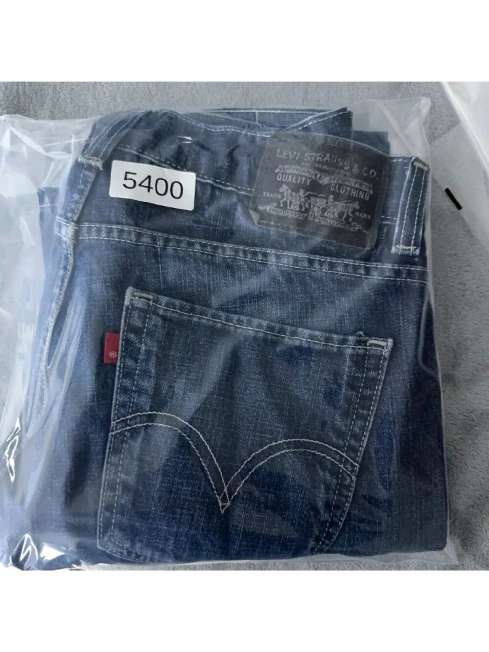 Levis these levi
