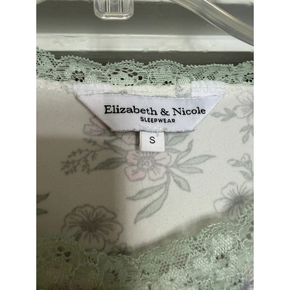 Elizabeth & Nicole elizabeth nicole