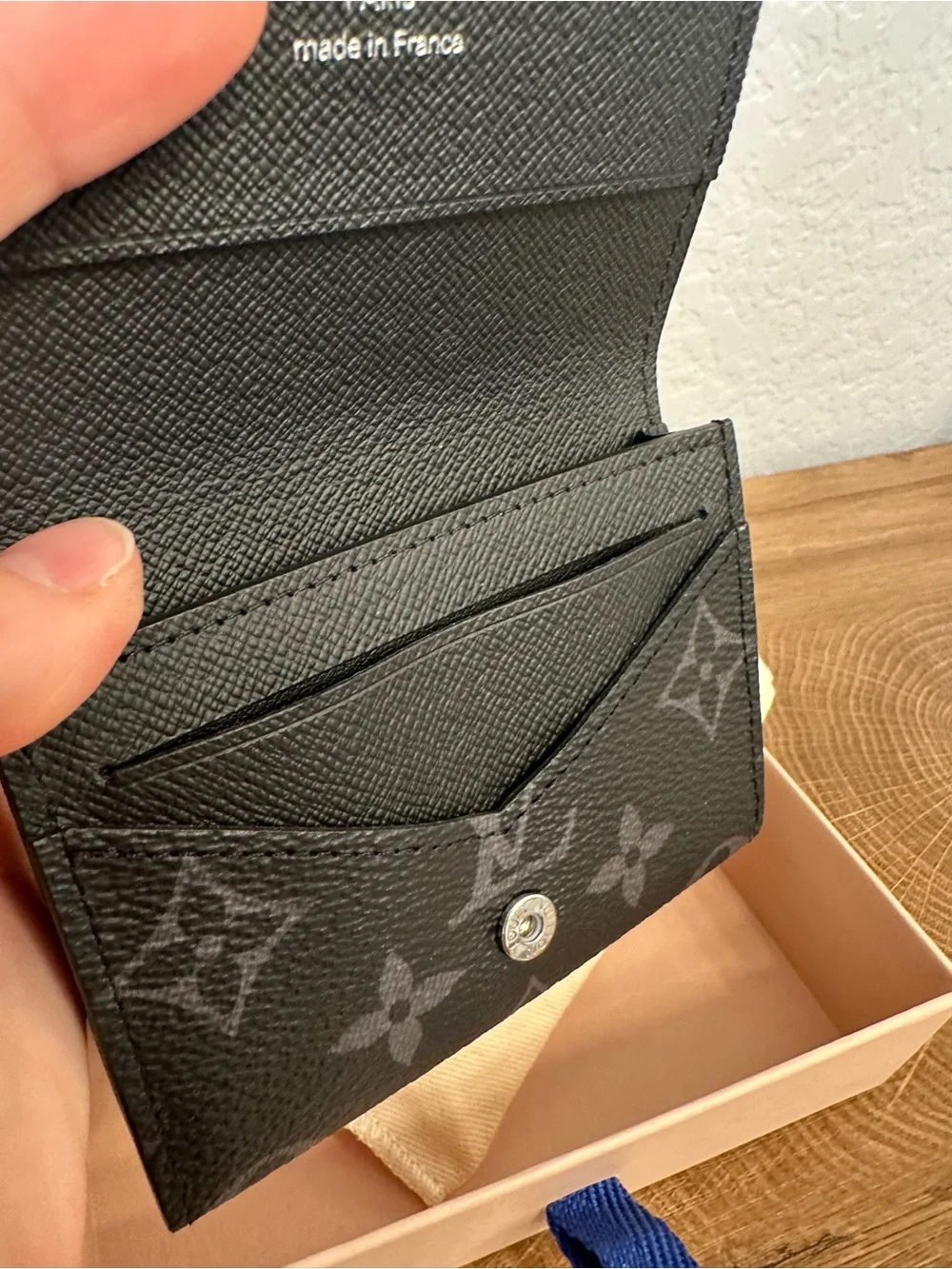 Louis Vuitton image shows