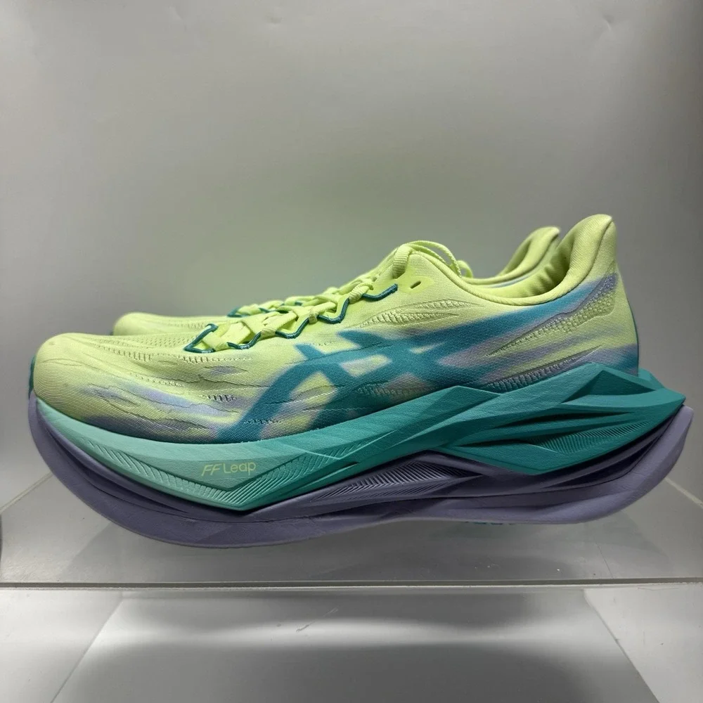 Asics stores receiving
