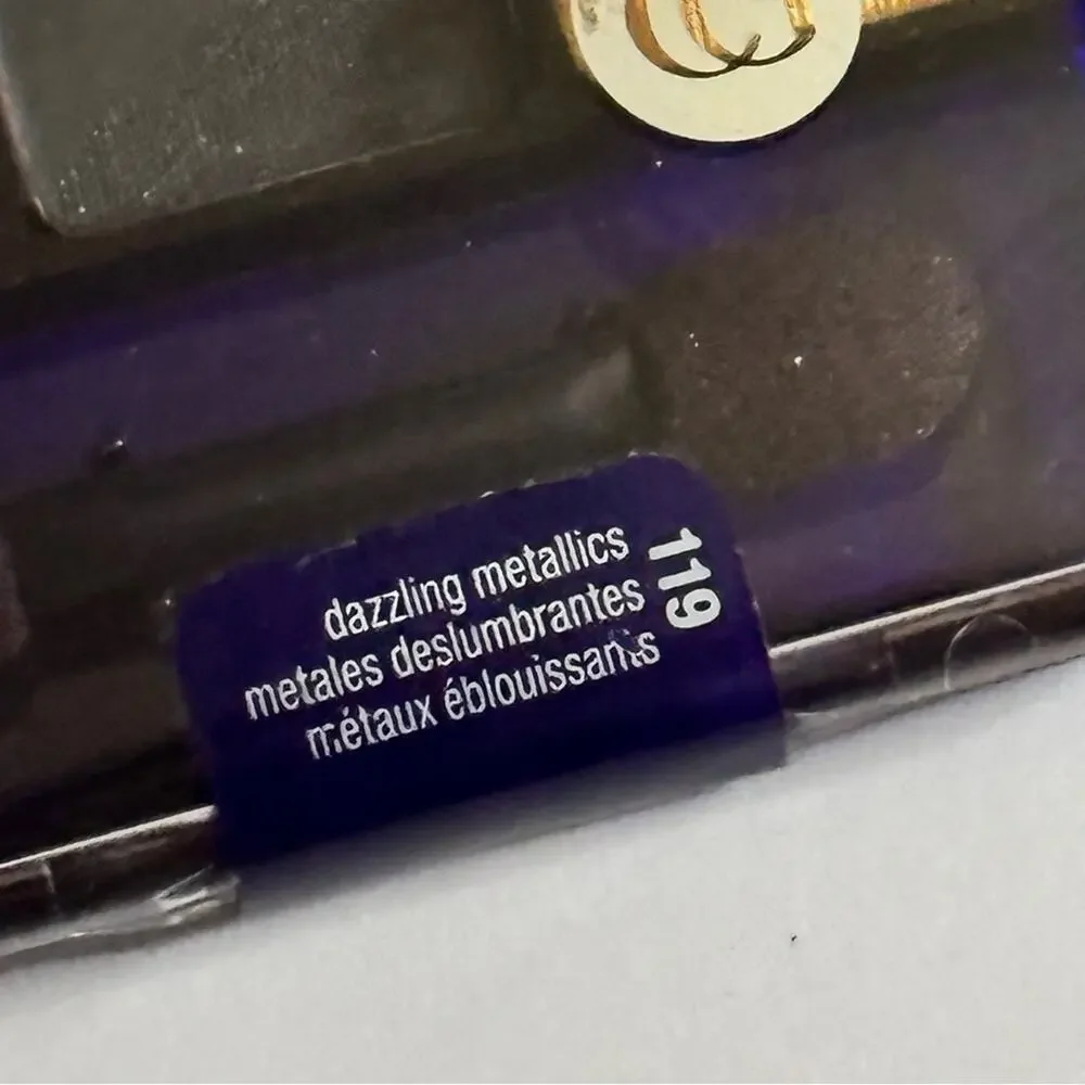 COVERGIRL dazzling metallics