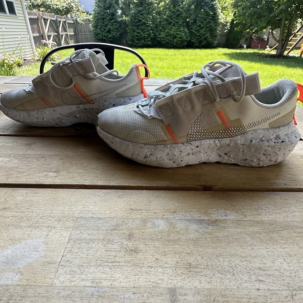 Nike product pair