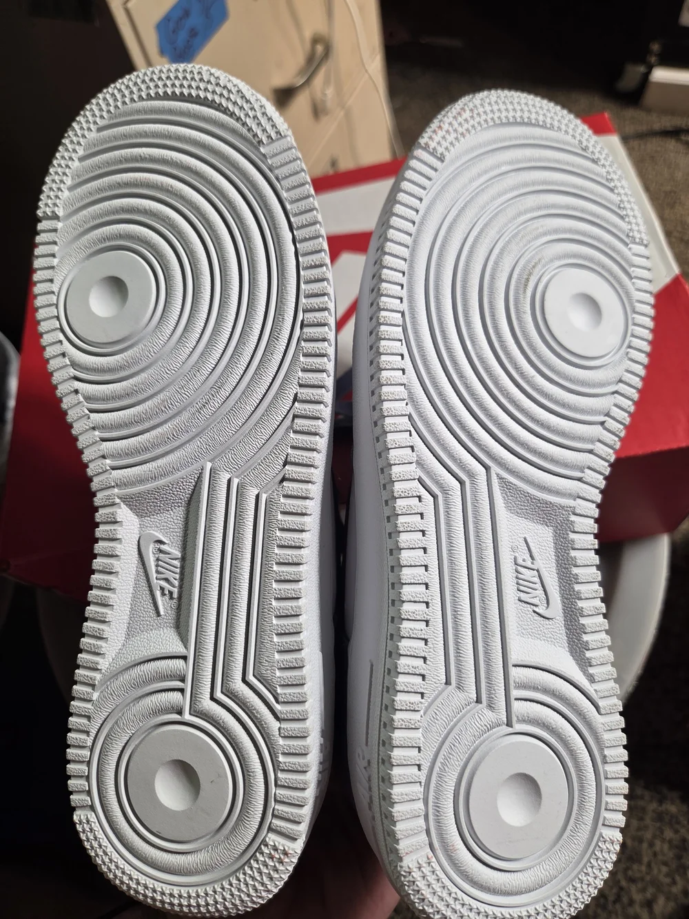 Nike low top