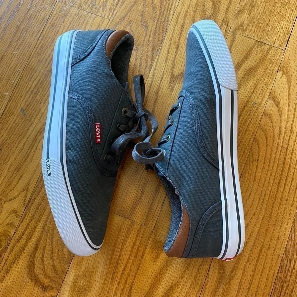 Levis nwt box