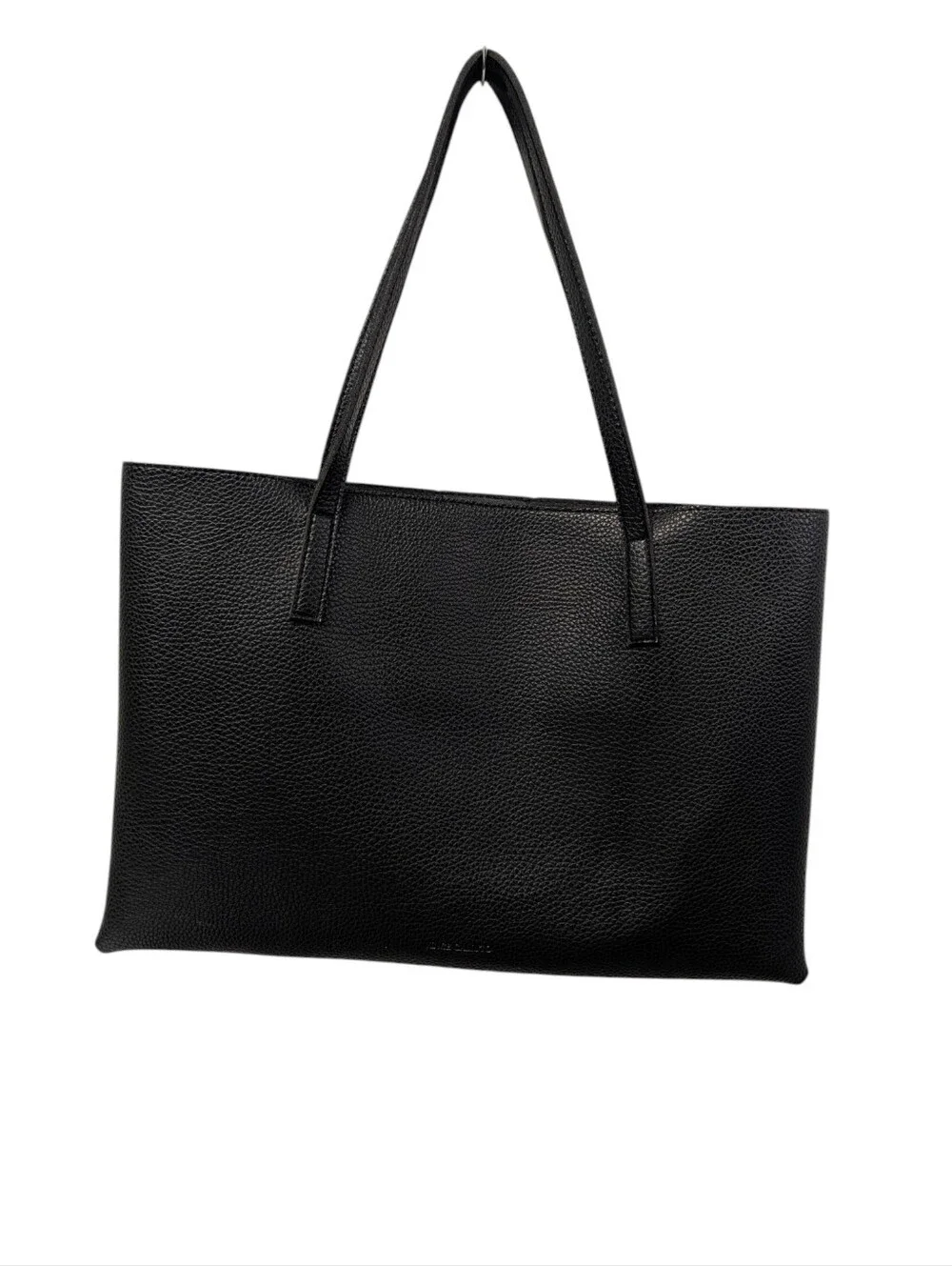 Vince Camuto great pre