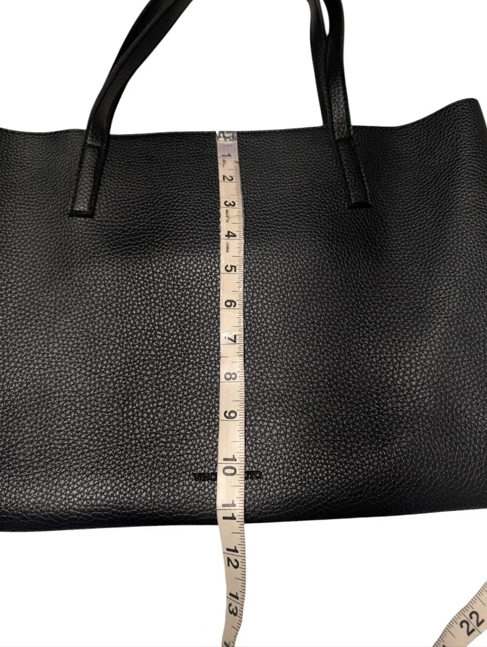 Vince Camuto great pre