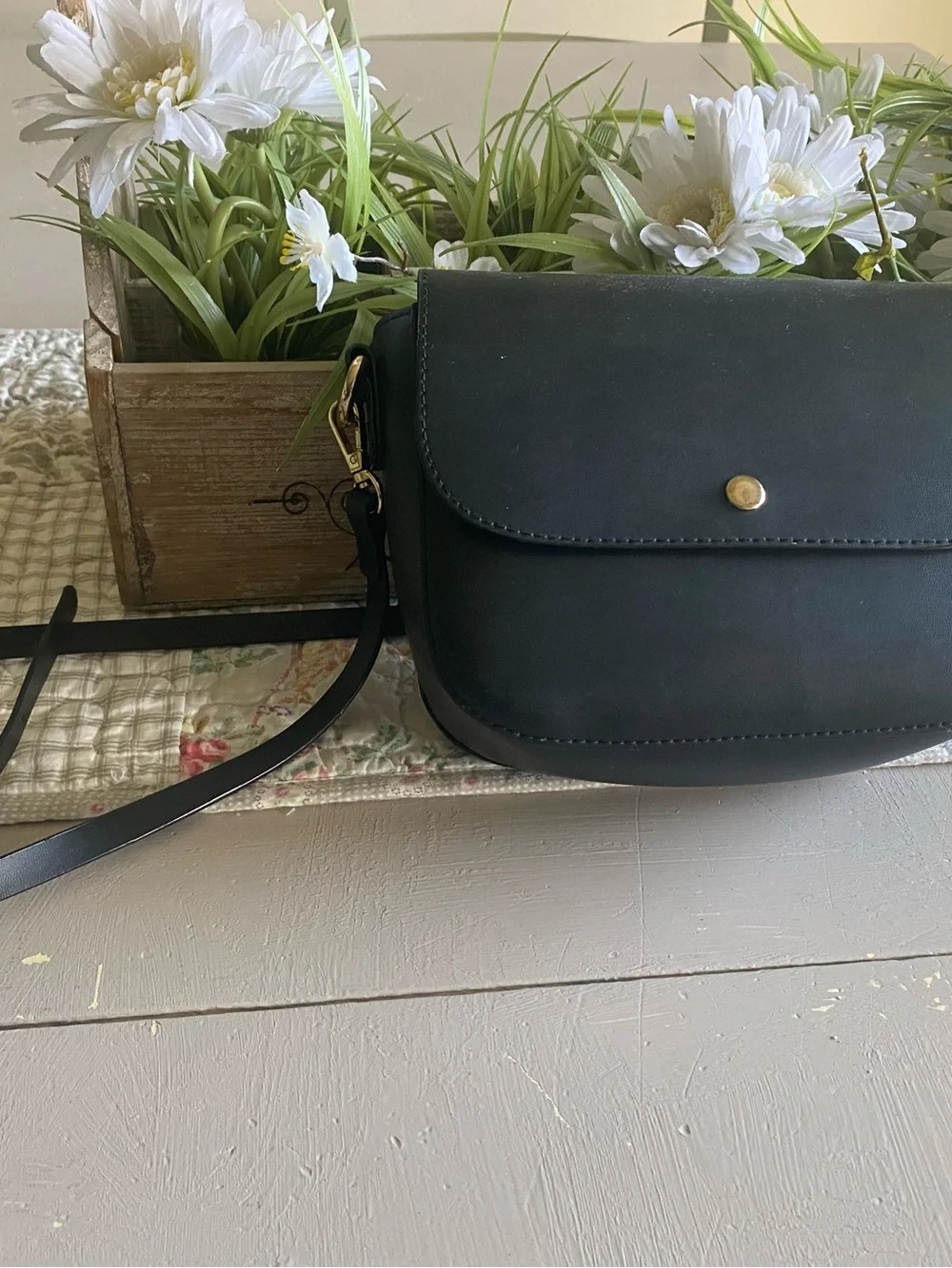 Minimalist Black Leather Crossbody Bag with Gold Accent