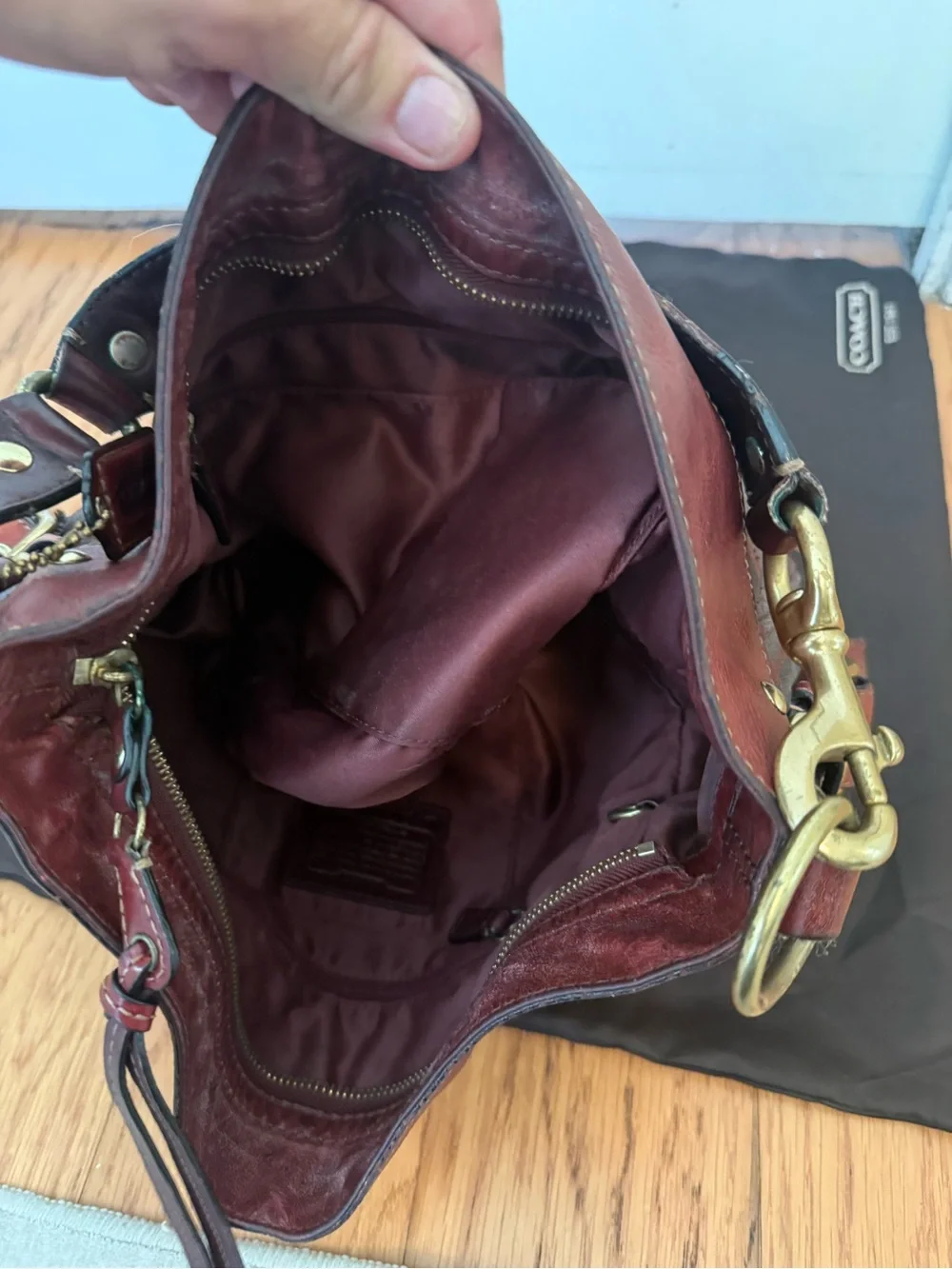 Coach zoe signature