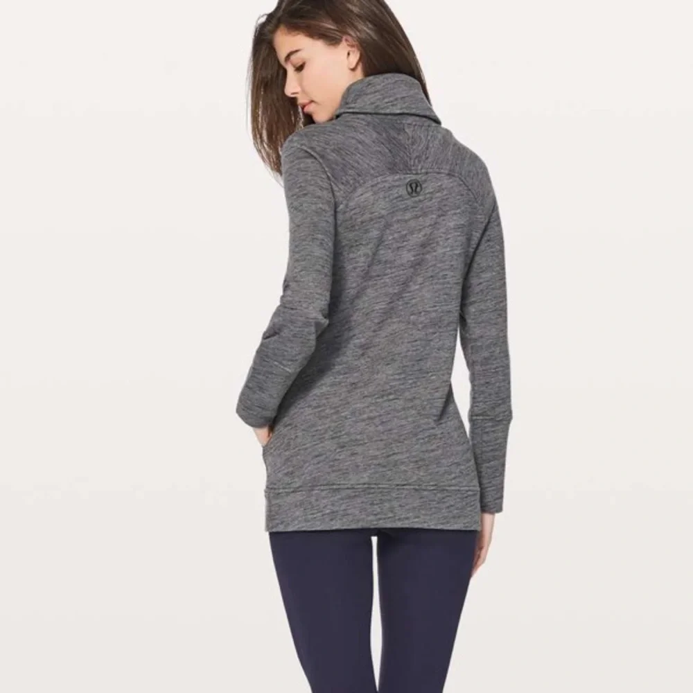 lululemon athletica layer this