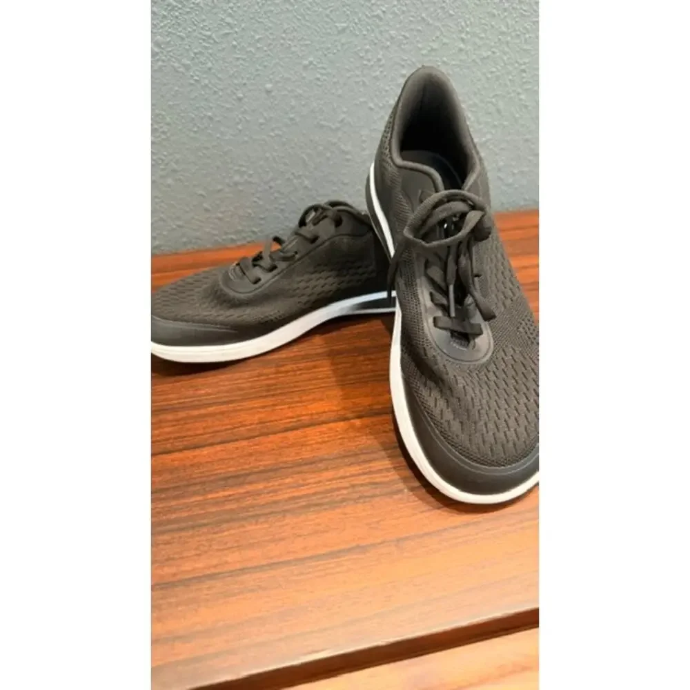 Hike Footwear get steady