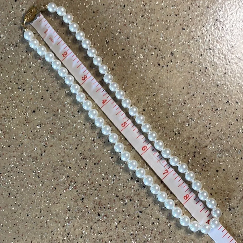 N/A pearl necklace