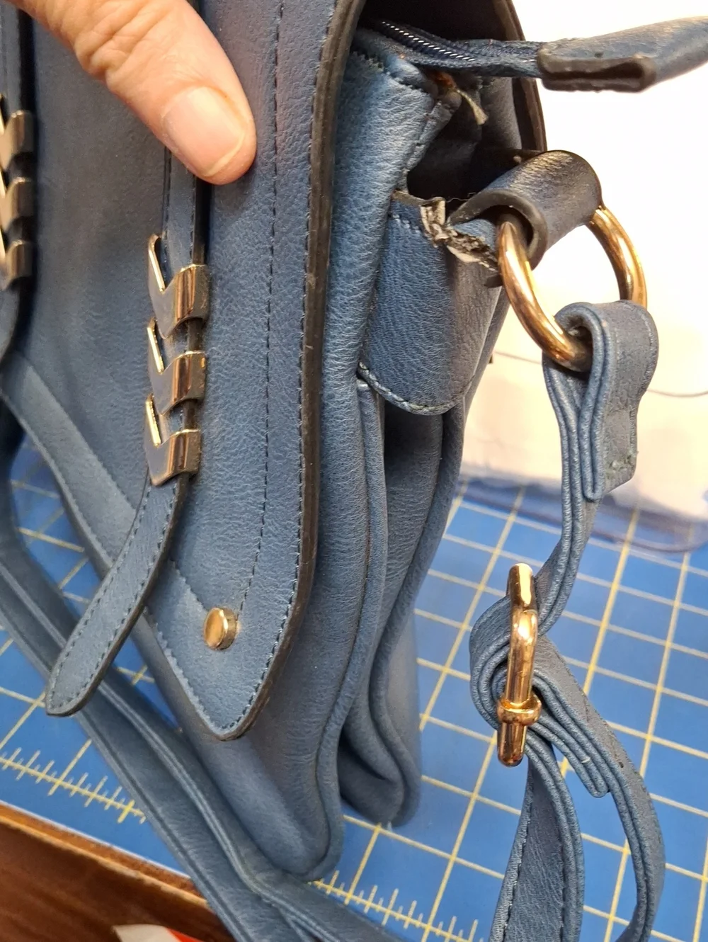 N/A stylish blue