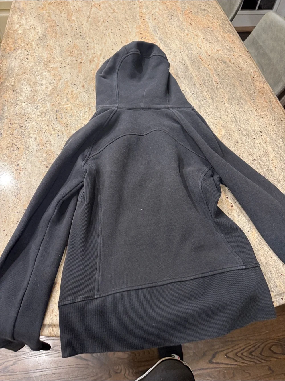 lululemon athletica sleek black