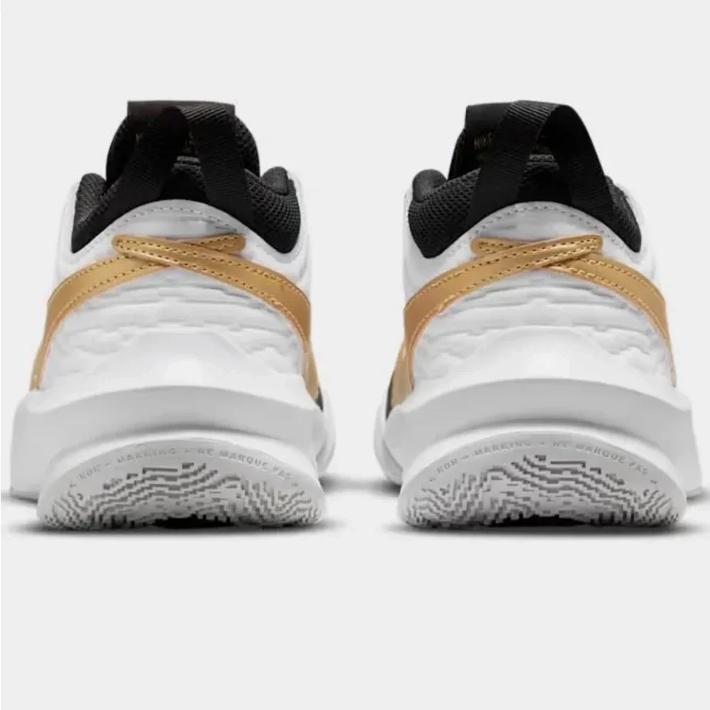 Nike lightweight low