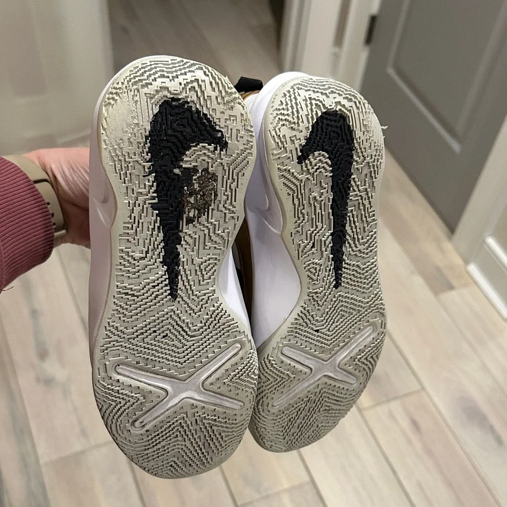 Nike lightweight low