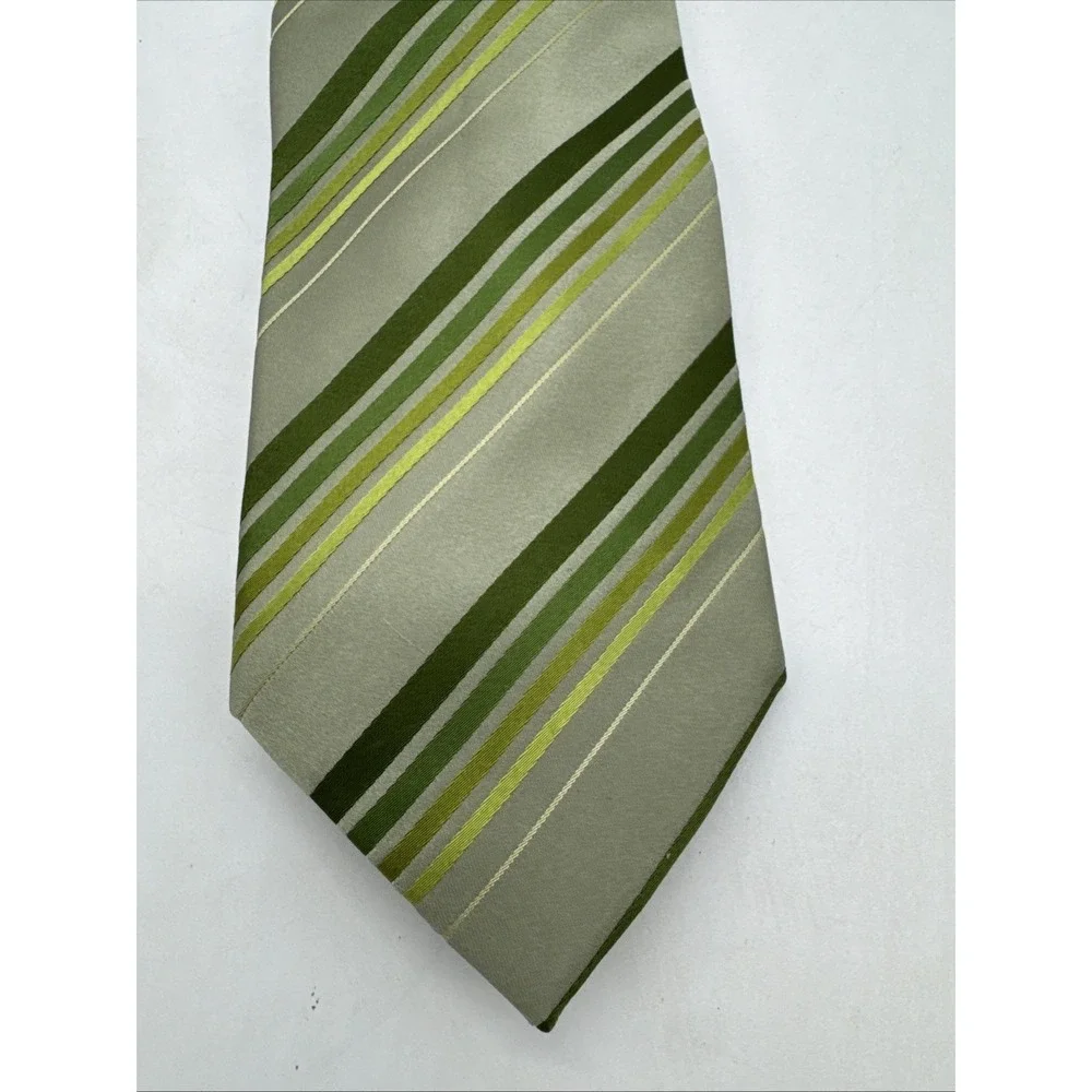 BCBG ATTITUDE Green Striped Neck TIE 100% Silk 59 X 3 1/4