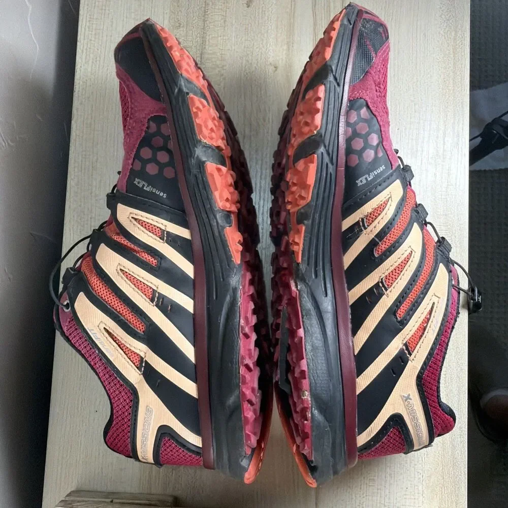 Salomon mission women