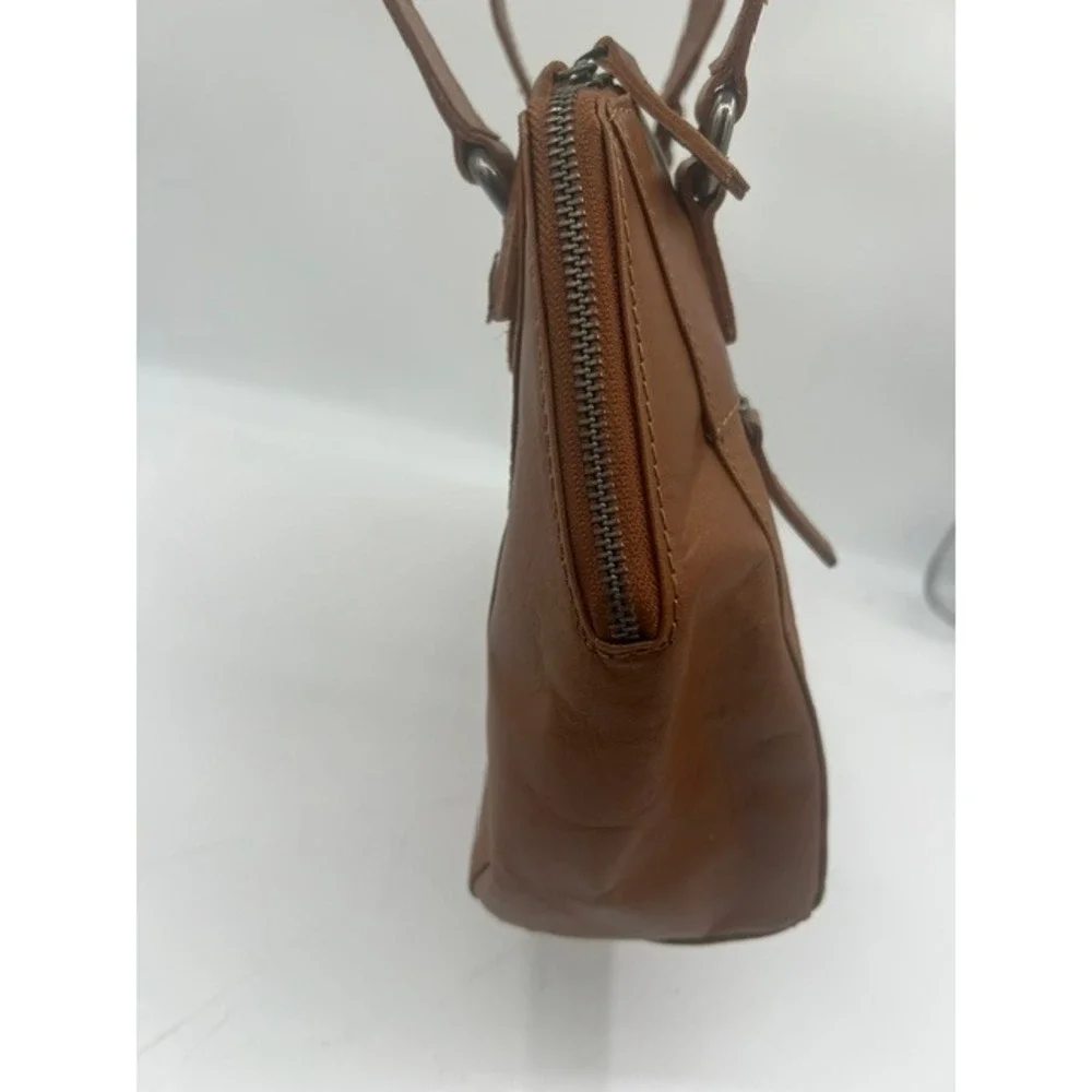 Spikes & Sparrow minimalist finds bag