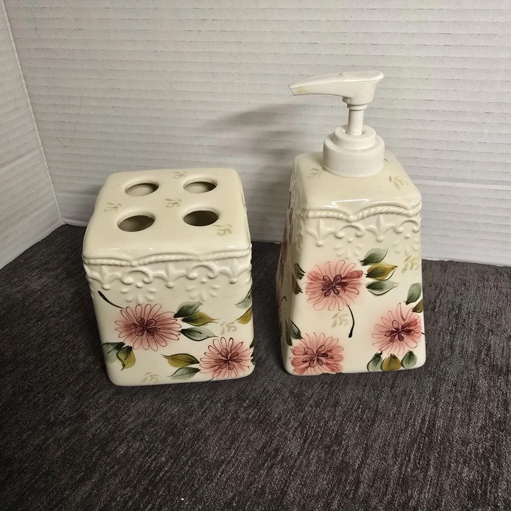 Rite of Spring (Rite Aid Corp.) vintage ceramic