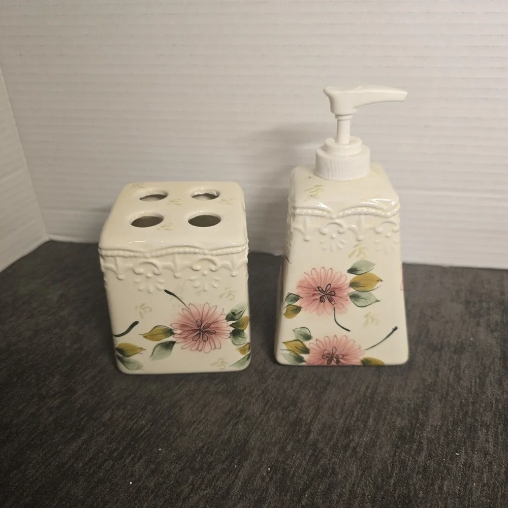 Rite of Spring (Rite Aid Corp.) vintage ceramic