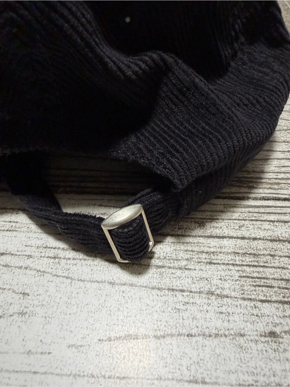 FRIENDS lightly worn