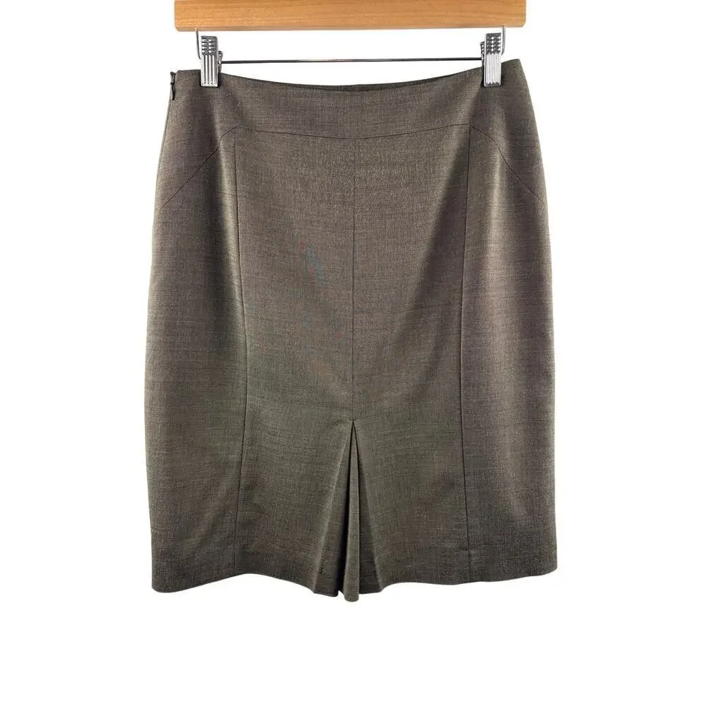 Ann Taylor this women’s