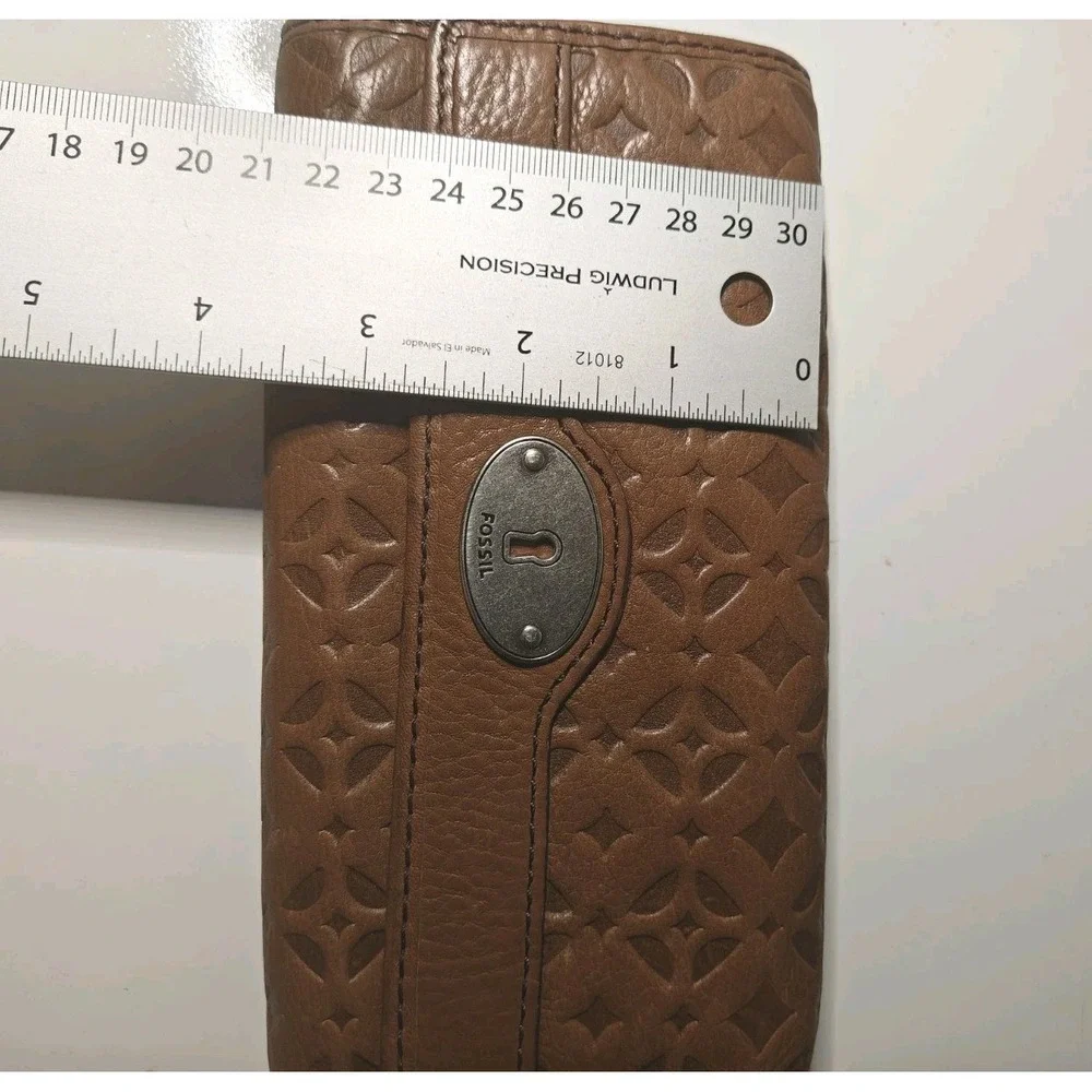 Fossil vintage leather